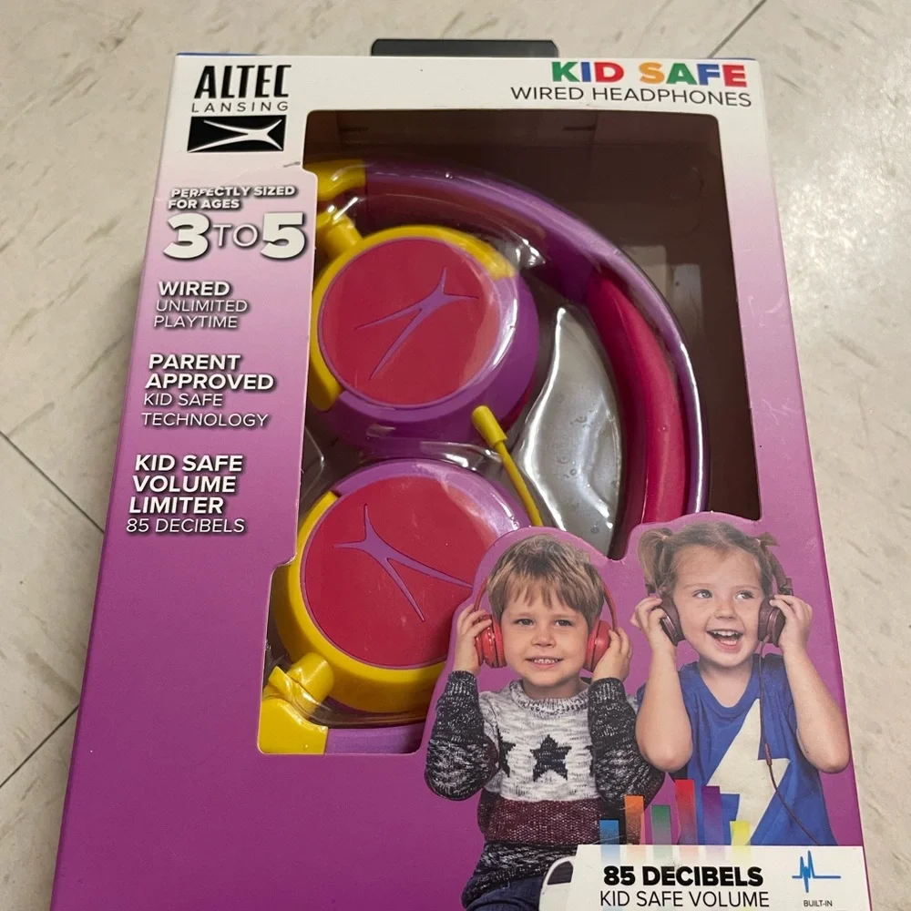 Altec Lansing Kid Safe Wired Headphones - Pink and Purple - Picture 2 of 4